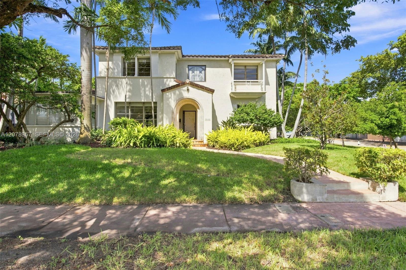 5680 Pine Tree Dr — Photo 2