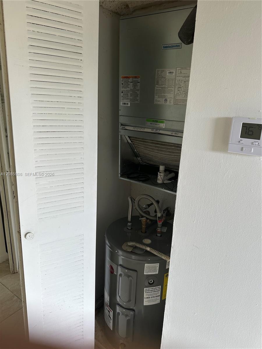 8730 N Sherman Cir # 308 — Photo 4