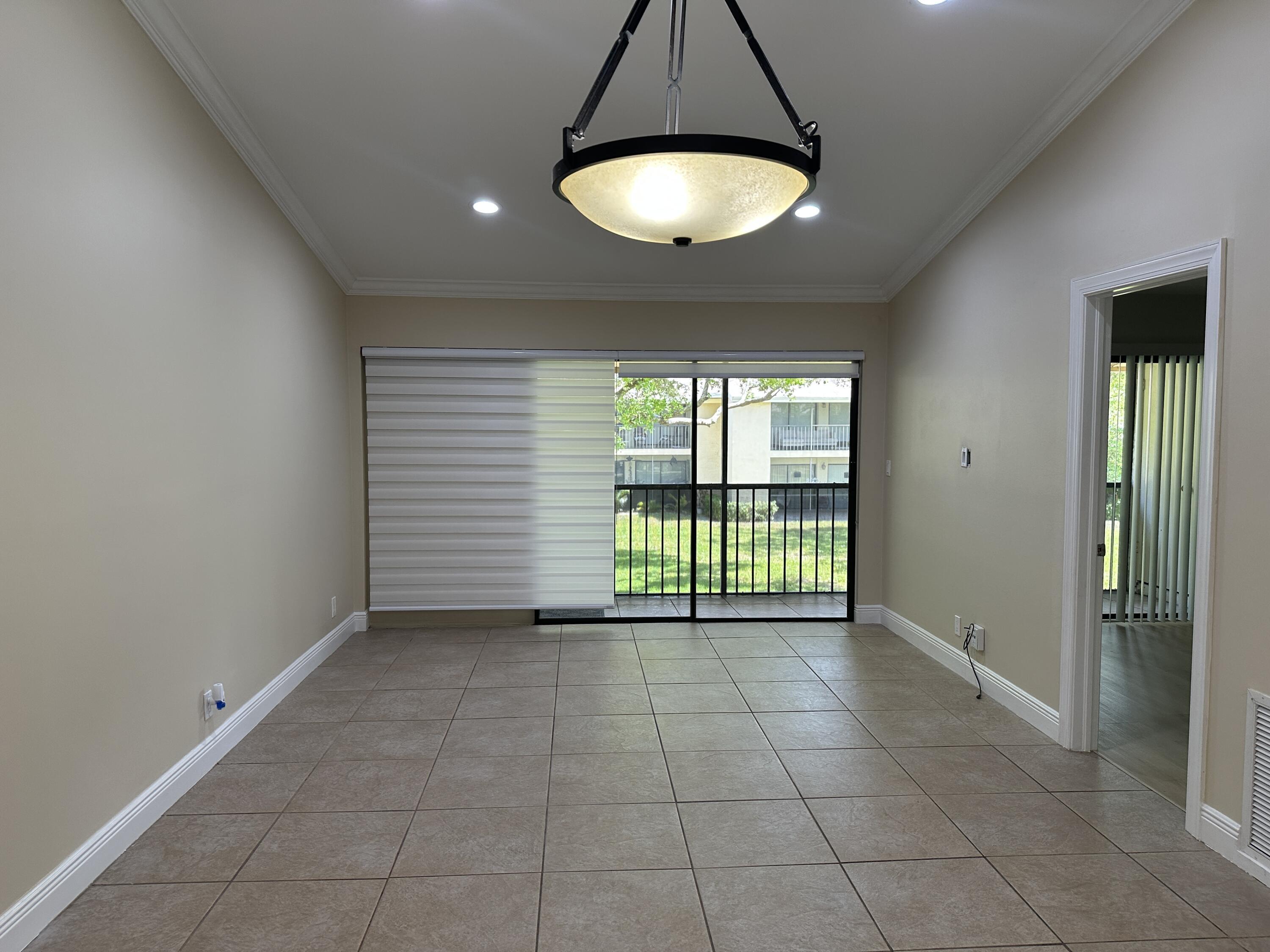 3939 NE 5th Avenue # A206 — Photo 4