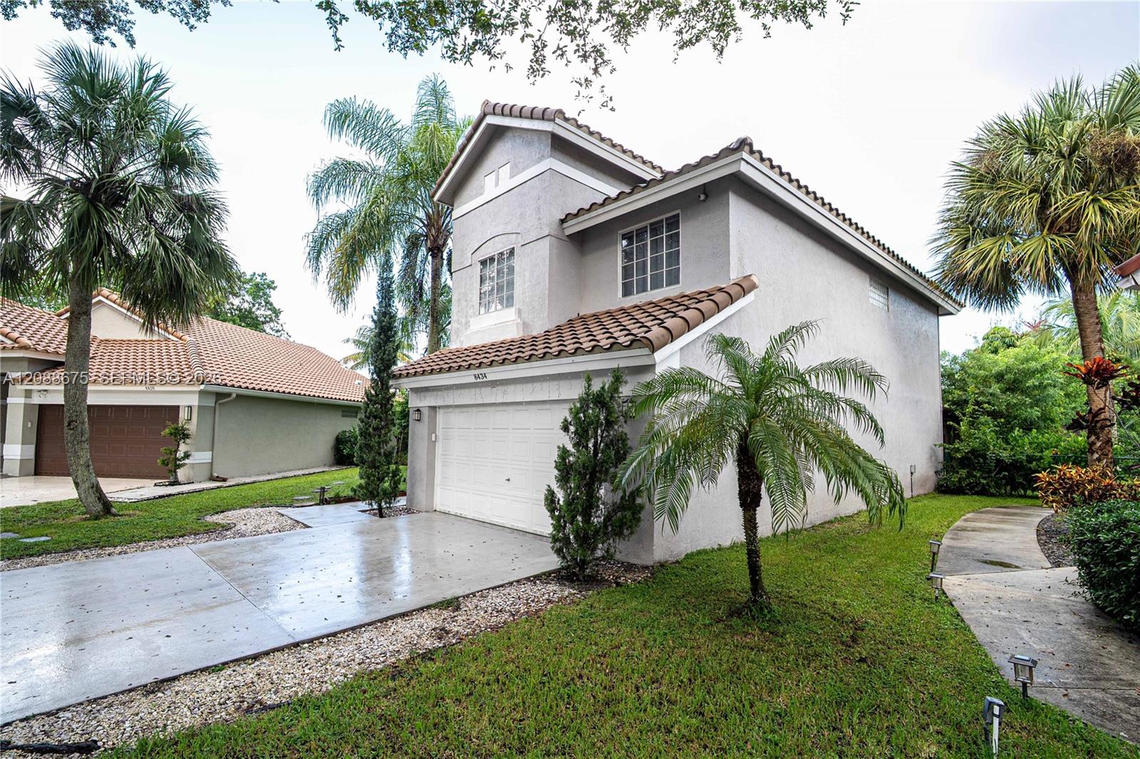 8434 NW 57th Dr — Photo 3