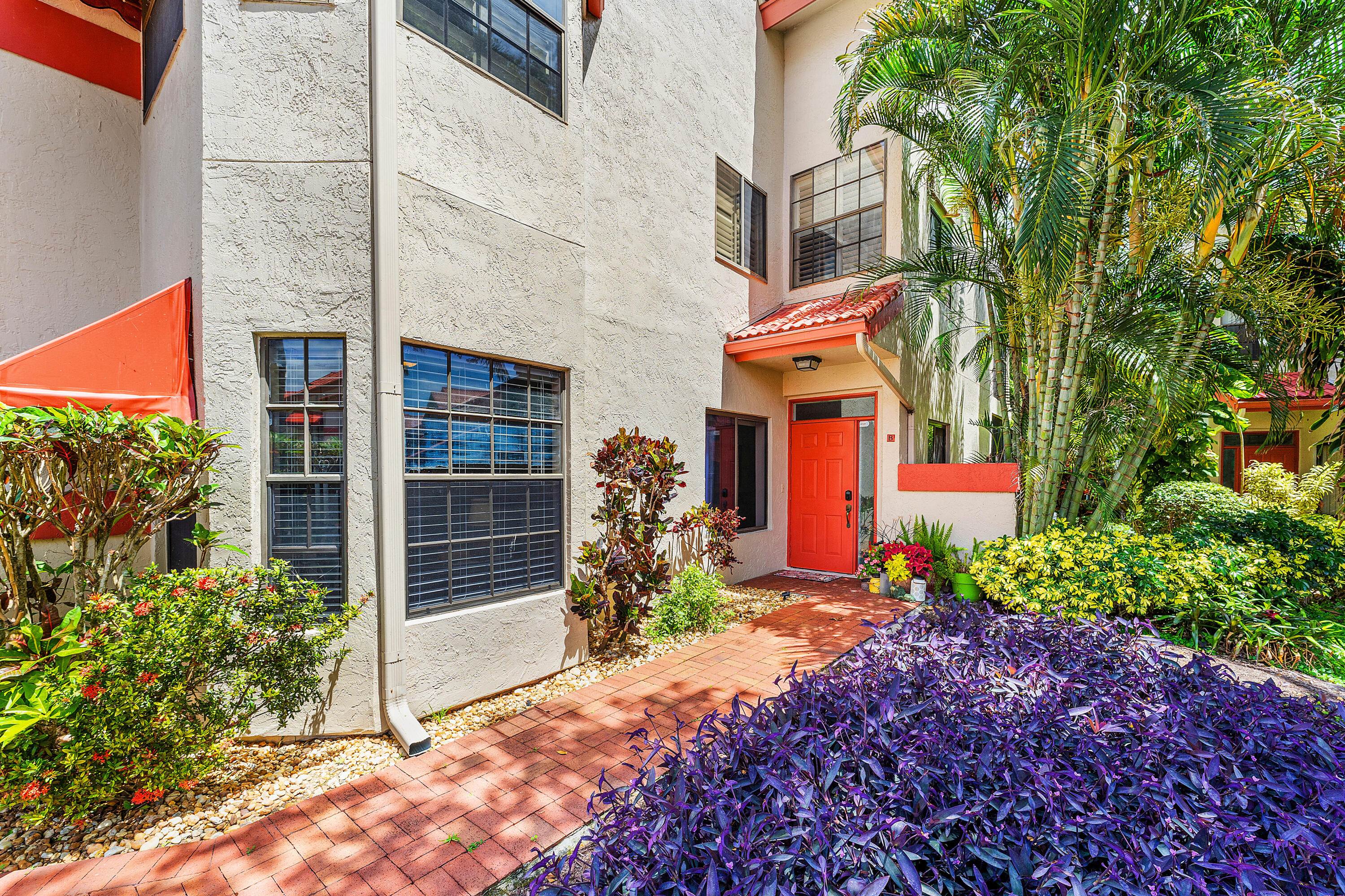 7685 Lexington Club Boulevard # B — Photo 3