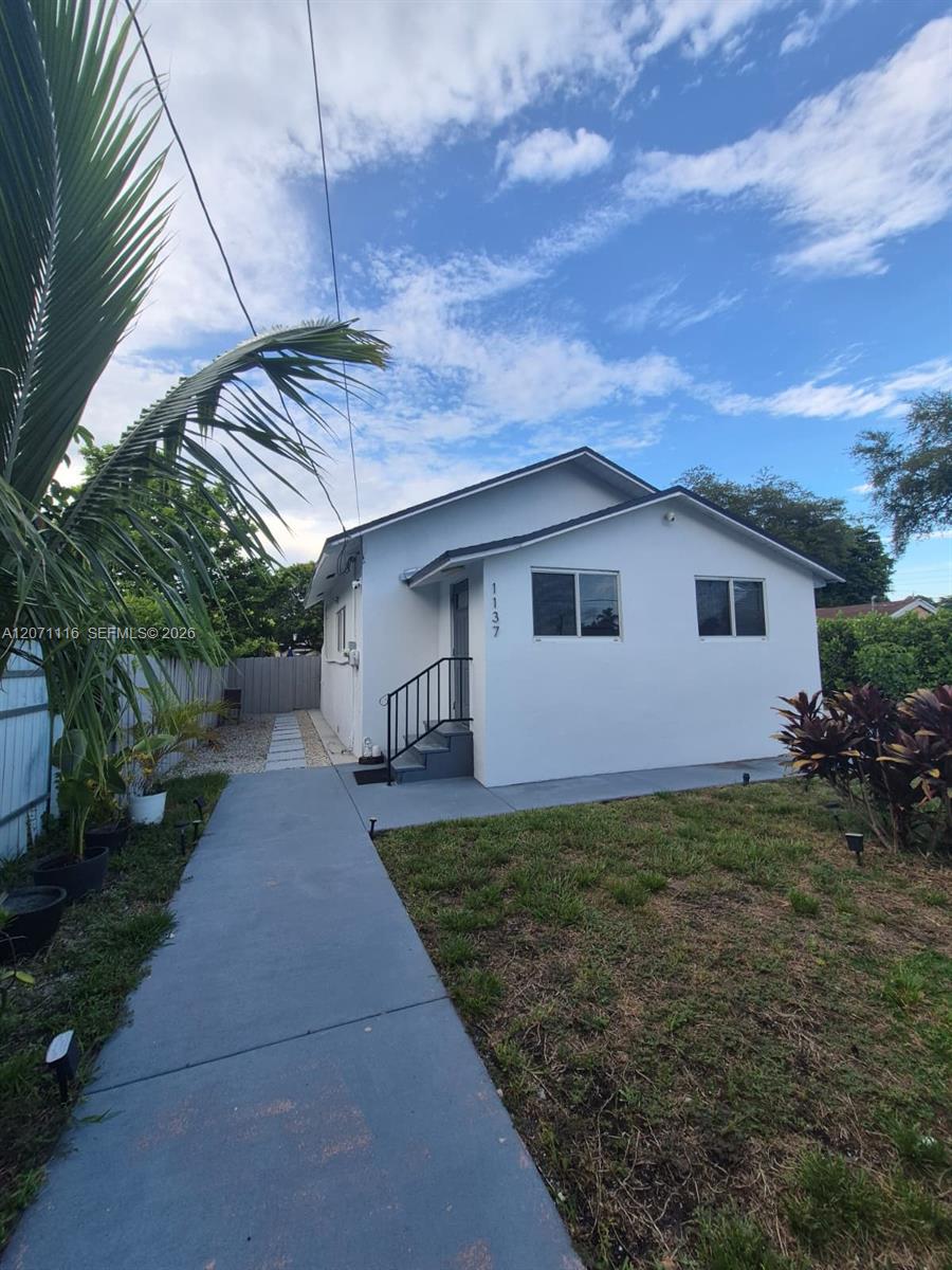 1137 NW 55th St View 2