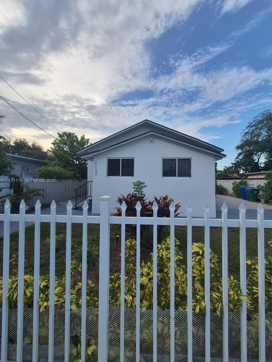 1137 NW 55th St View 3