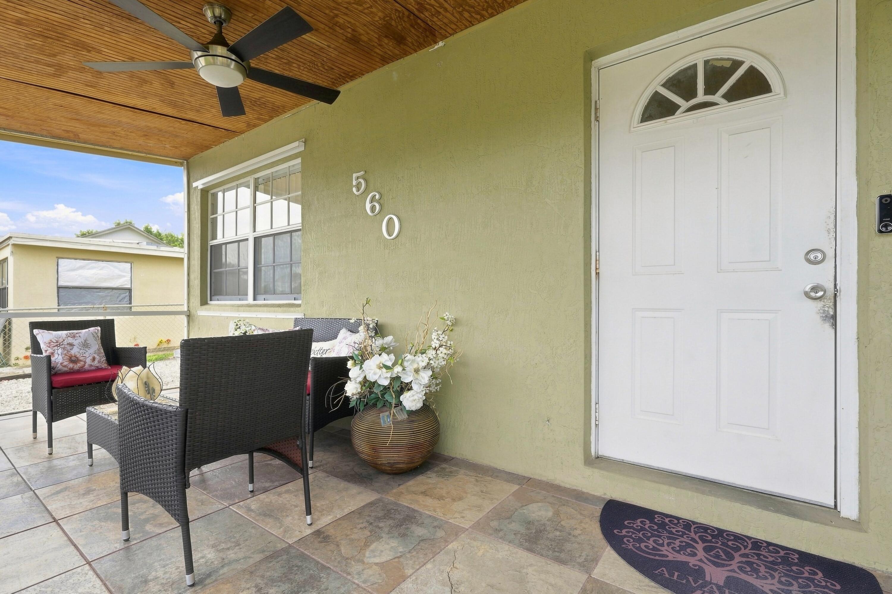 560 Seagrape Road — Photo 4