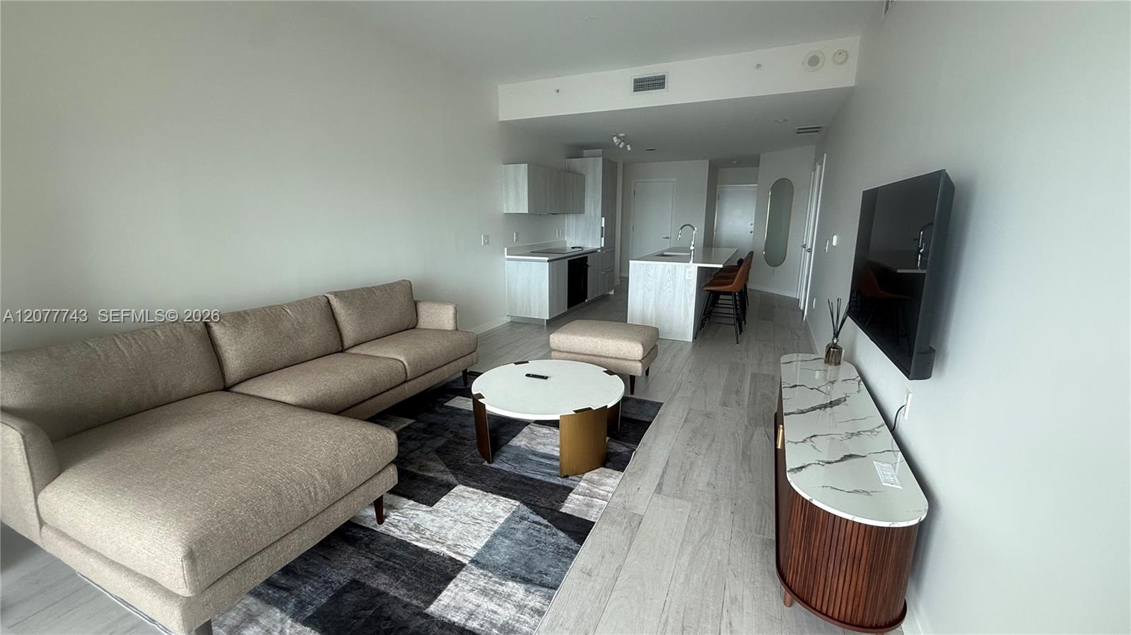 480 NE 31st St # 3205 — Photo 2