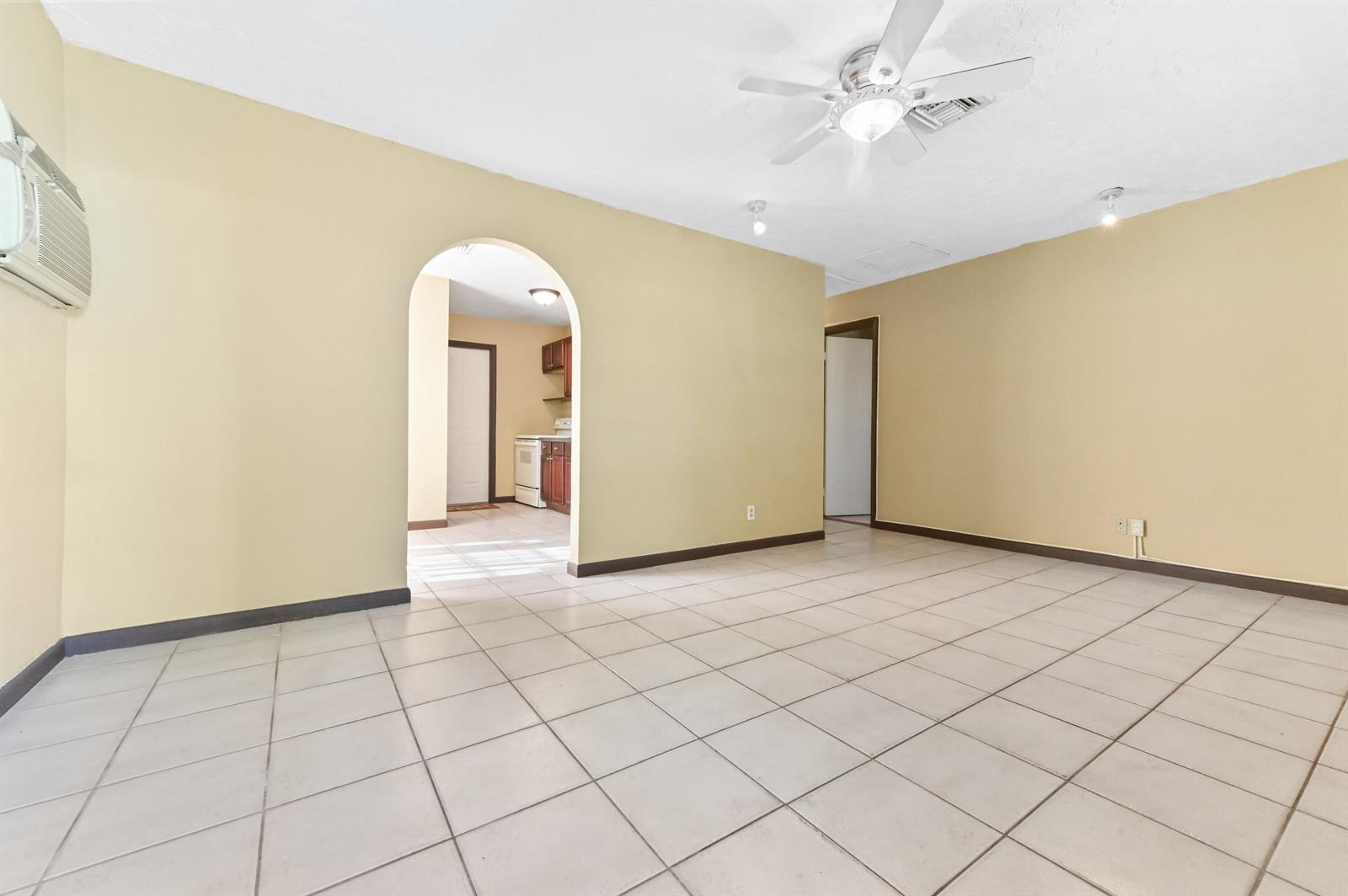 04 Living room 01