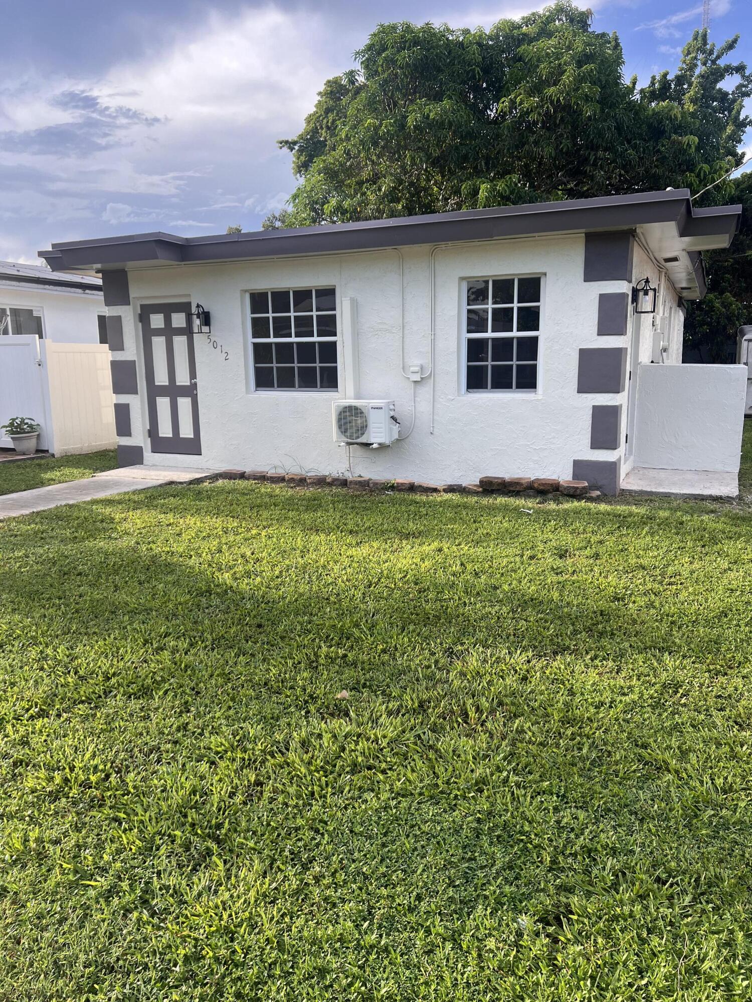 5012 SW 22ND Street — Photo 3