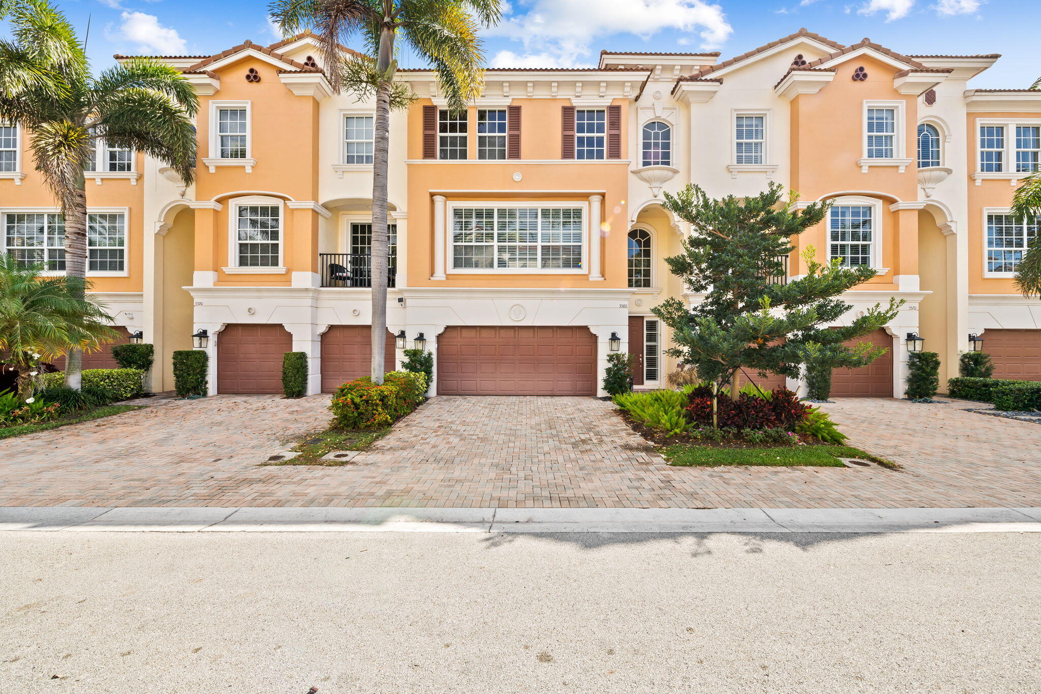 5580 NE Trieste Terrace, Boca Raton FL 33487