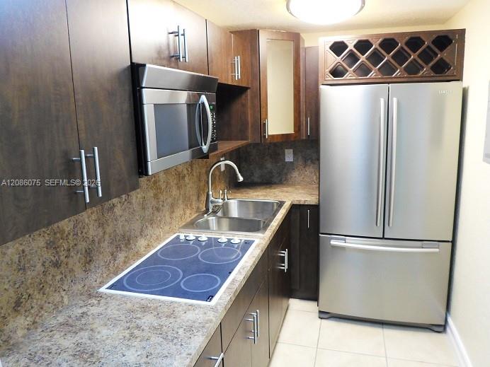6960 Miami Gardens Dr # 530A — Photo 2