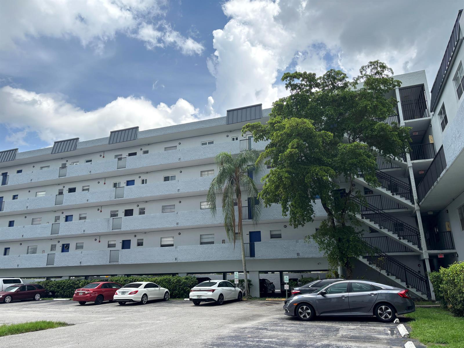 7501 NW 16TH Street # 3207, Plantation FL 33313