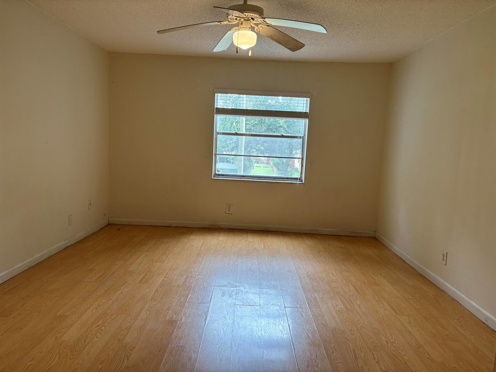 7501 Bedroom view