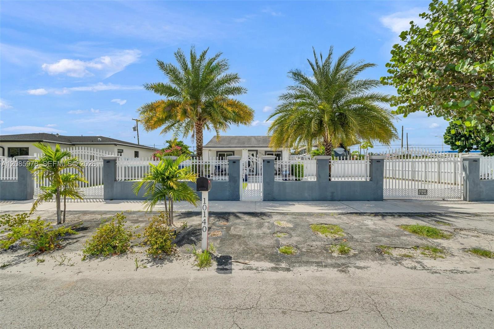 10140 NW 26th Ave — Photo 2