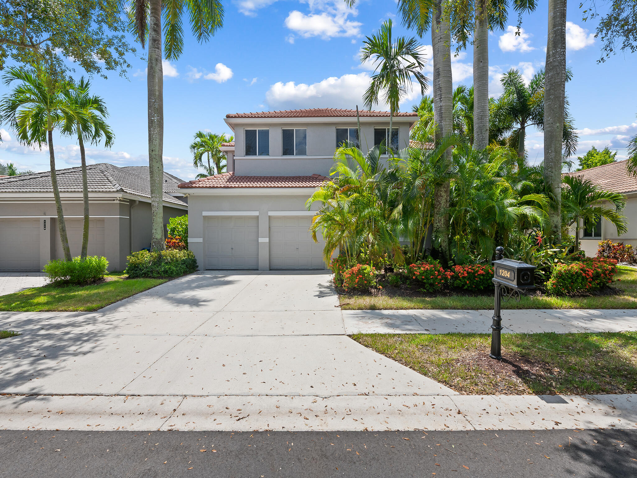 1204 Camellia Circle — Photo 3