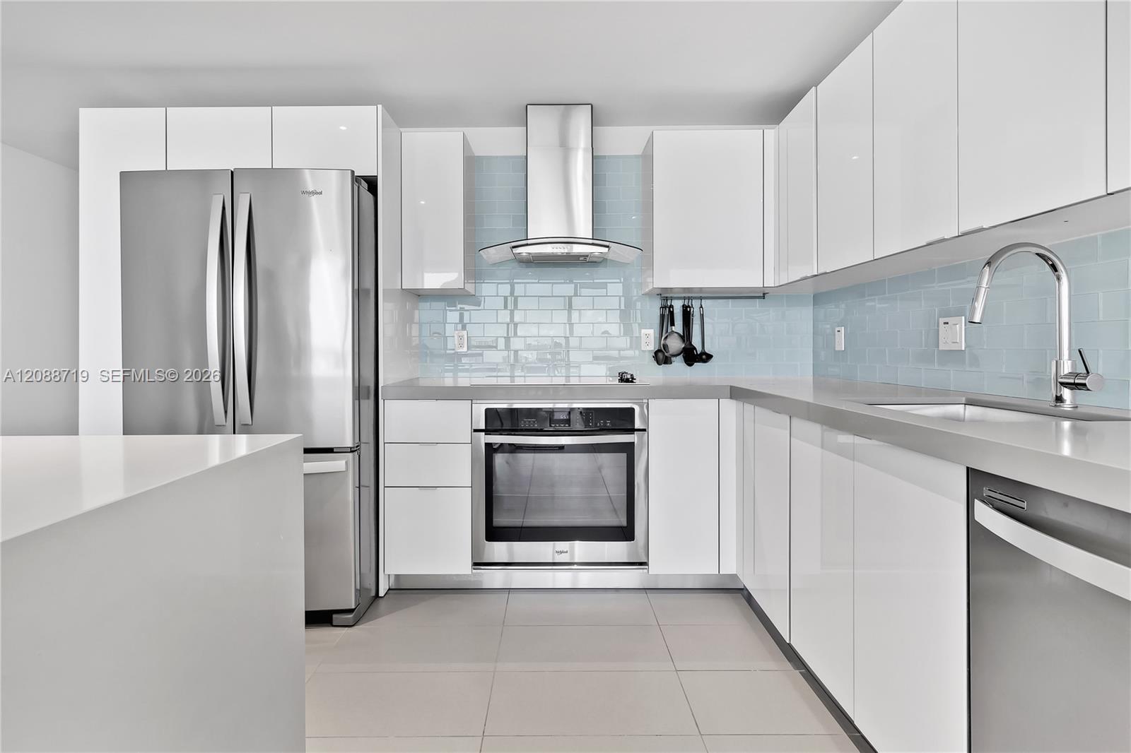 1600 NE 1st Ave # 2016 — Photo 4