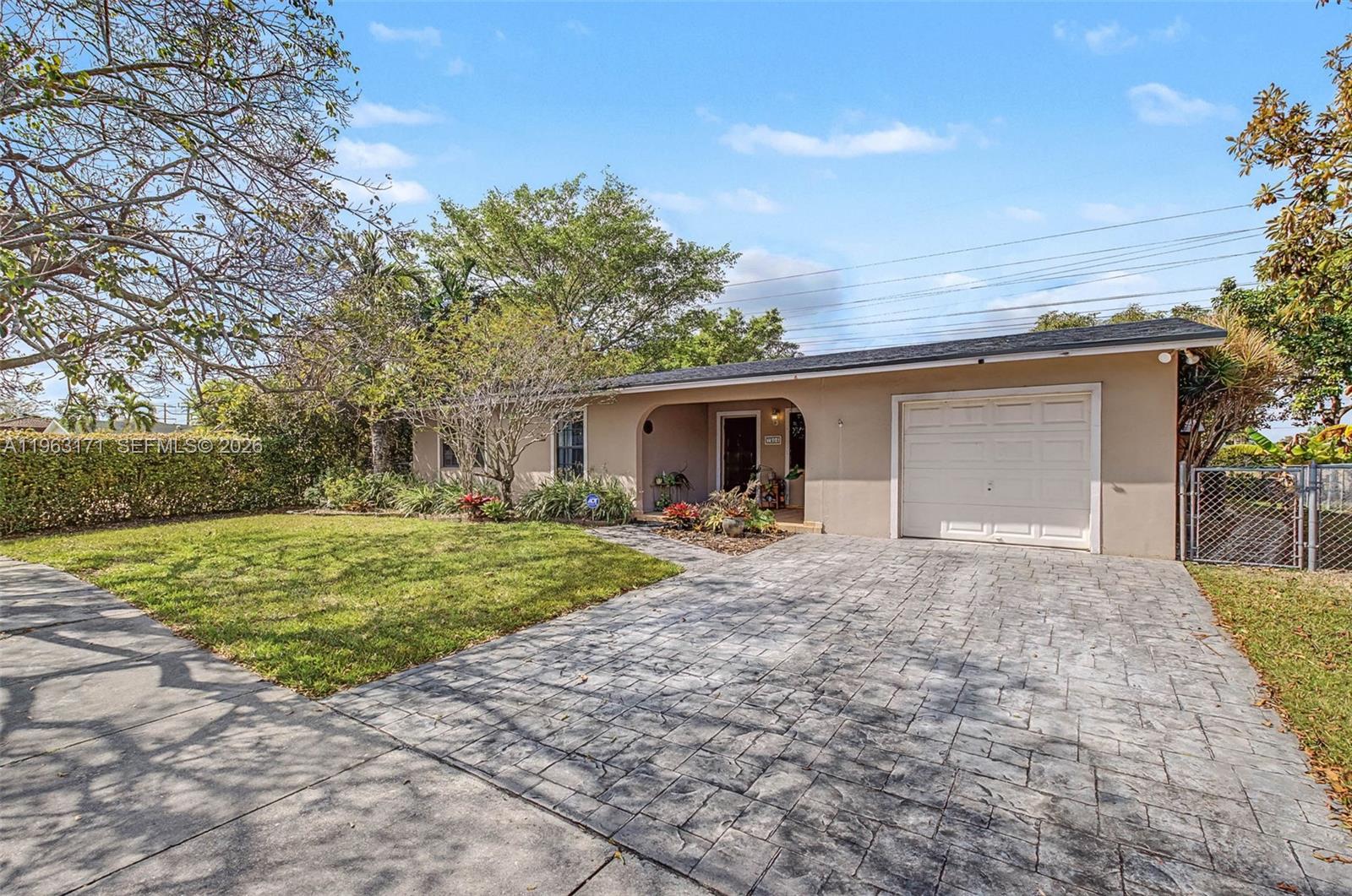 7354 SW 135th Ct — Photo 2