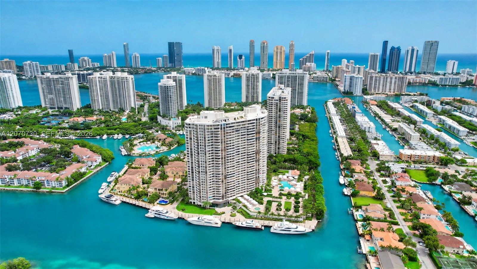 1000 W Island Blvd # 1710 View 9