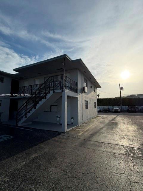 4590 SW 67th Ave # 20 — Photo 2