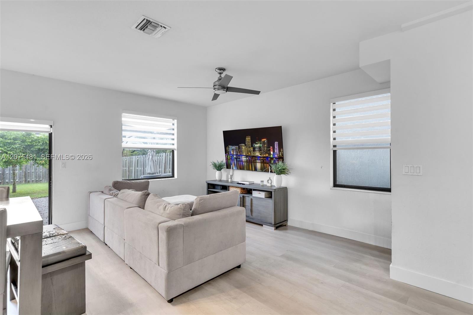25057 SW 108th Ave — Photo 4