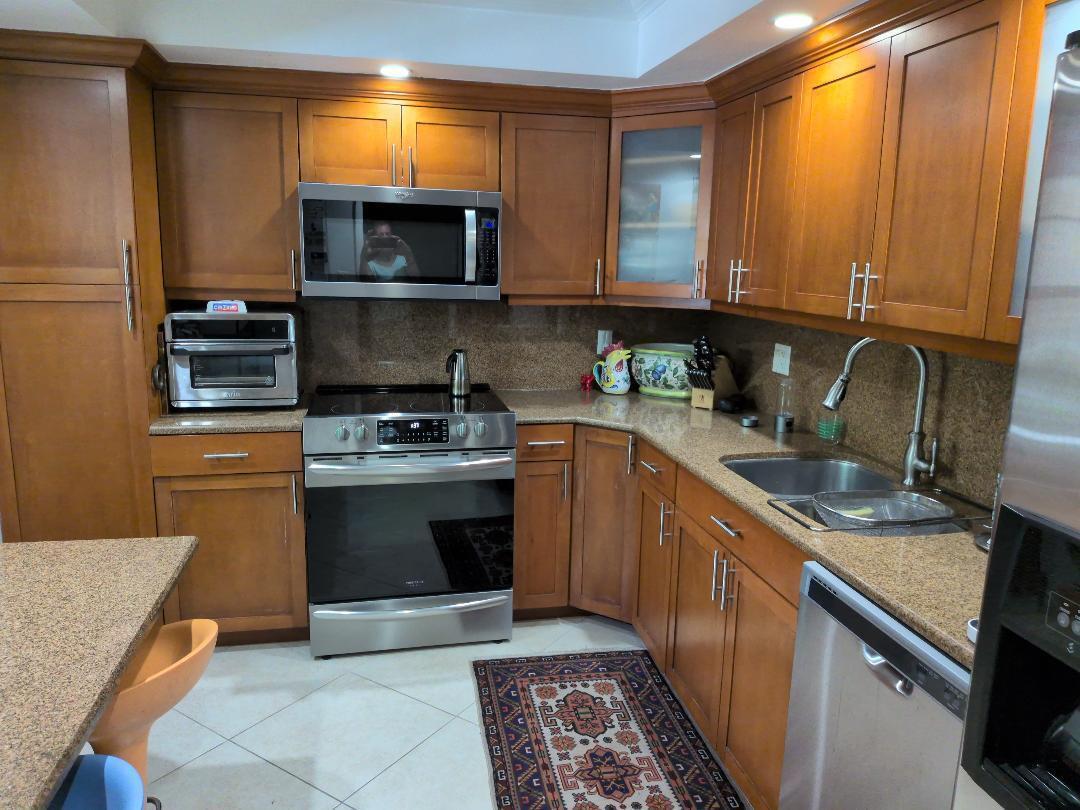 Kitchen 1