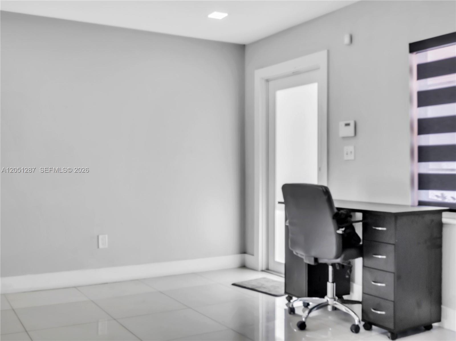 13231 SW 68th St — Photo 3