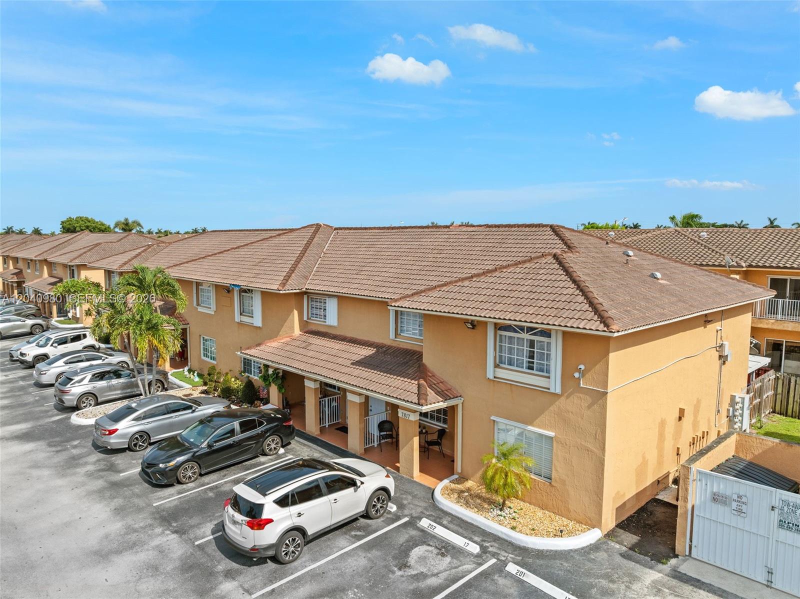 7817 W 36th Ave # 101, Hialeah FL 33018