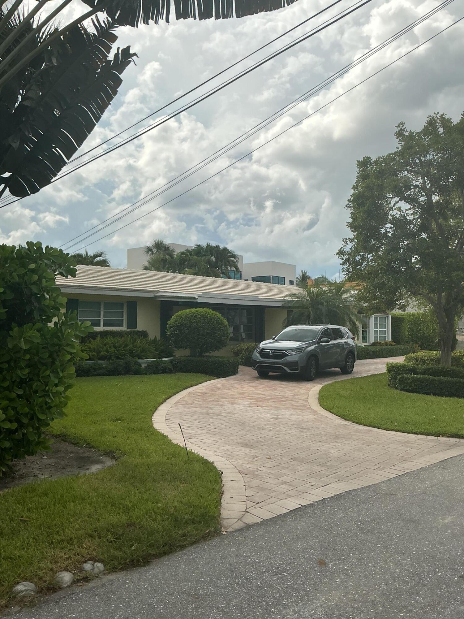 210 PALM Trail, Delray Beach FL 33483