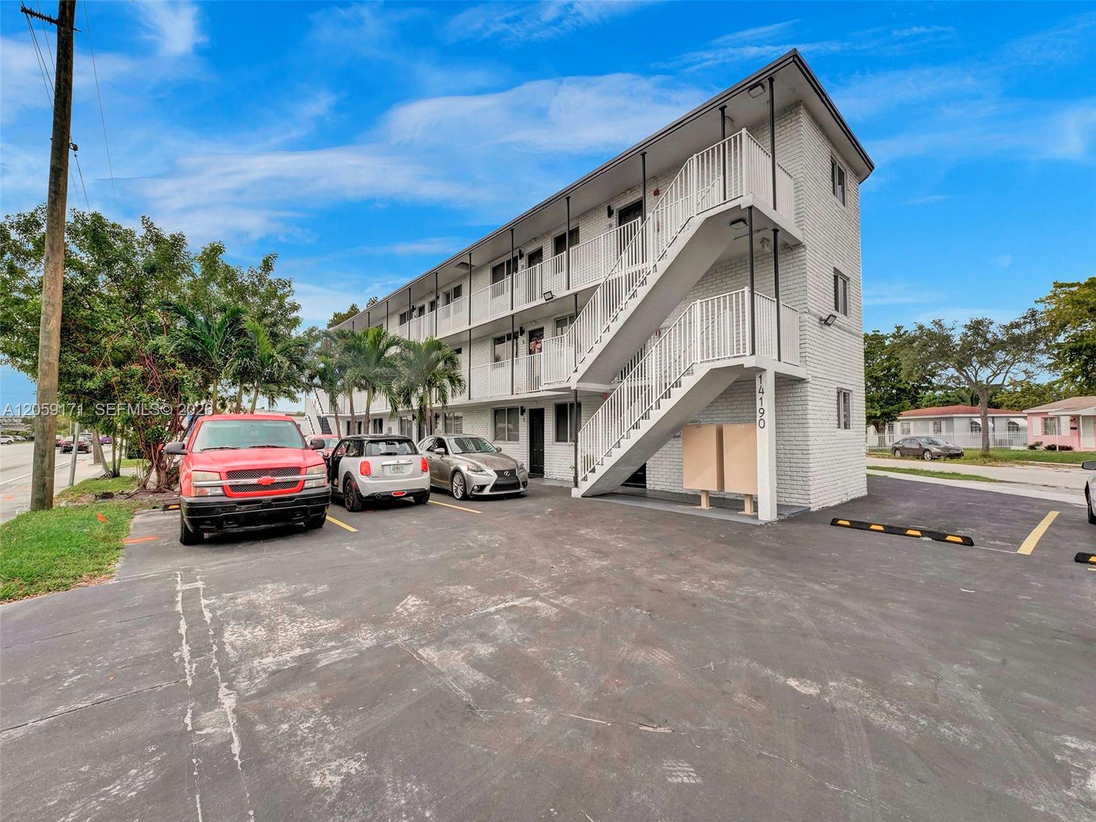 14190 W Dixie Hwy # 1, North Miami FL 33161