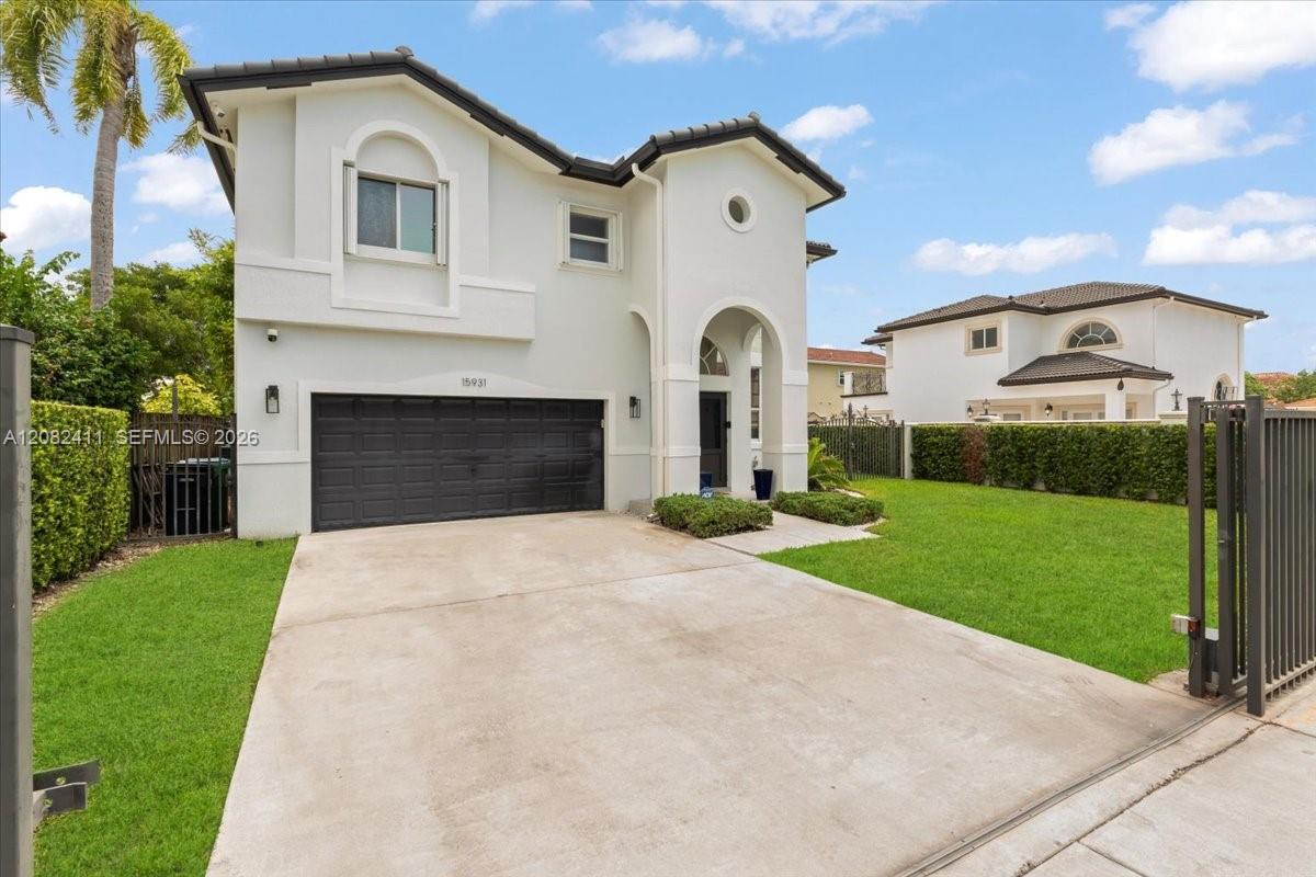 15931 SW 61st Ln — Photo 3