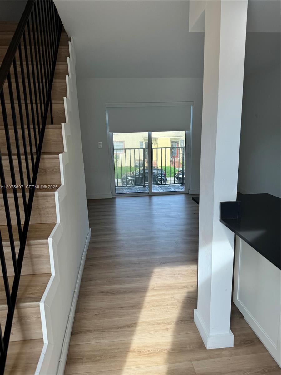 1025 SW 6th Ave # 6 — Photo 4