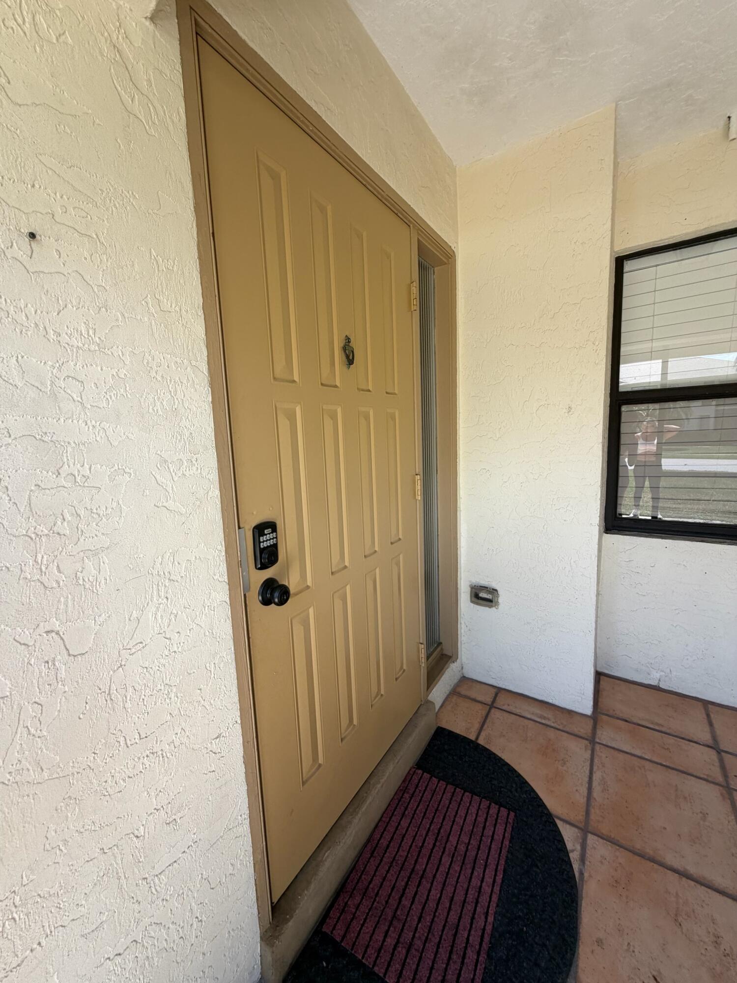 107 HALF MOON Circle # D — Photo 5