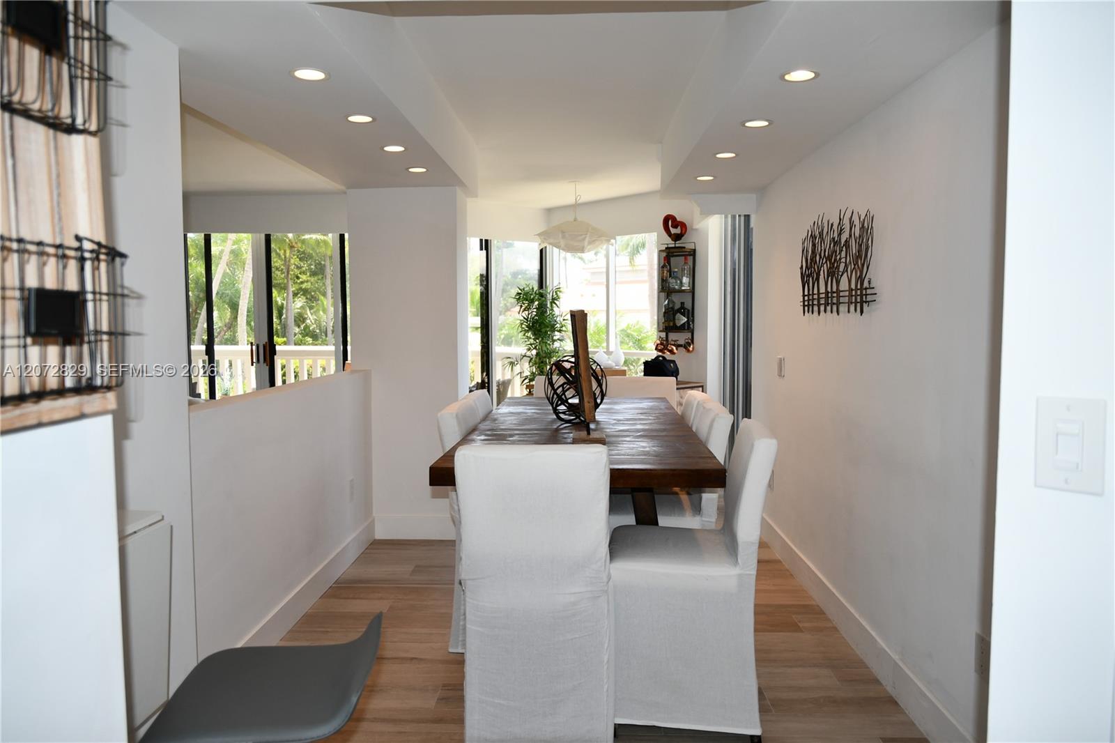 1000 E Island Blvd # 303 — Photo 5