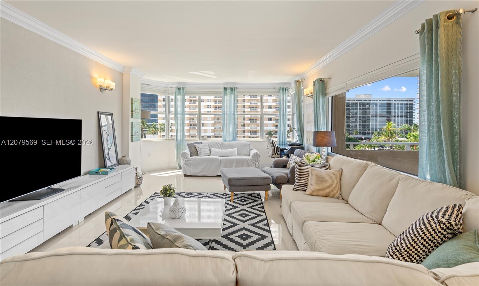 1950 S Ocean Dr # 4E — Photo 4