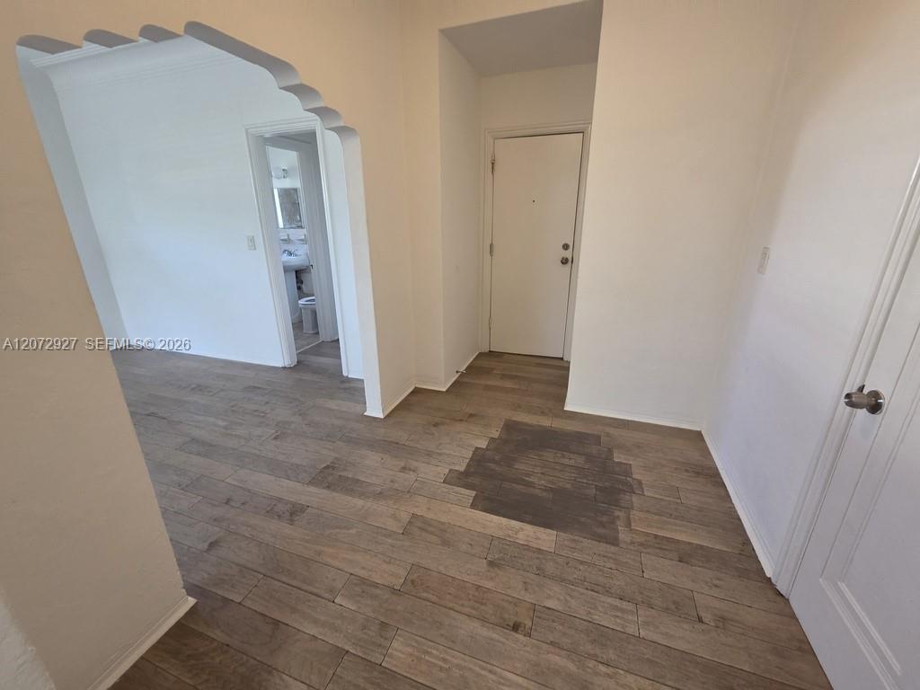 850 Jefferson Ave # 1 — Photo 3