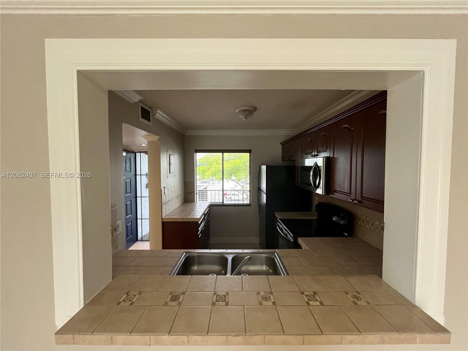 8560 N Sherman Cir # 308 — Photo 5