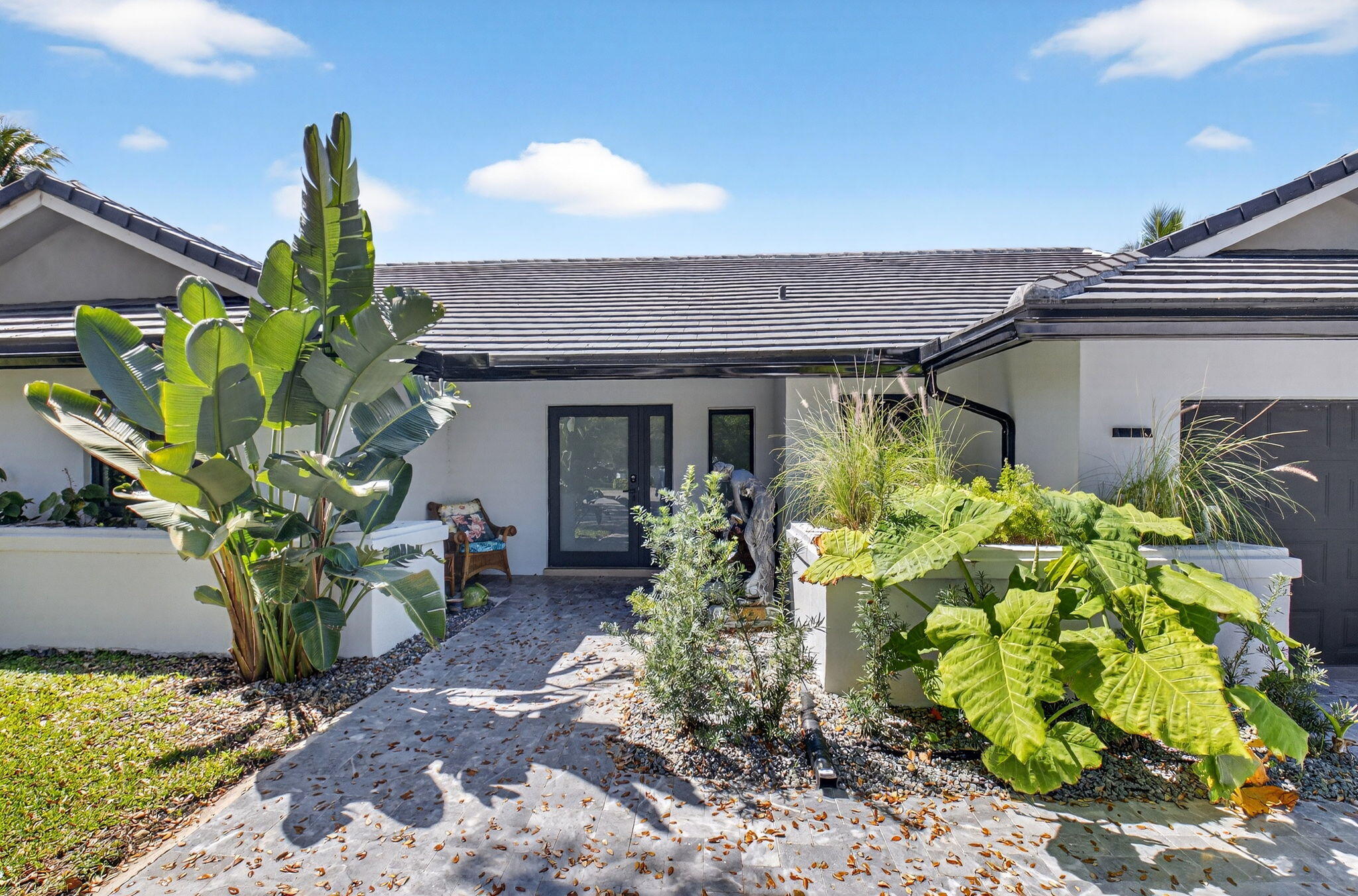2200 SW 36th Terrace — Photo 5