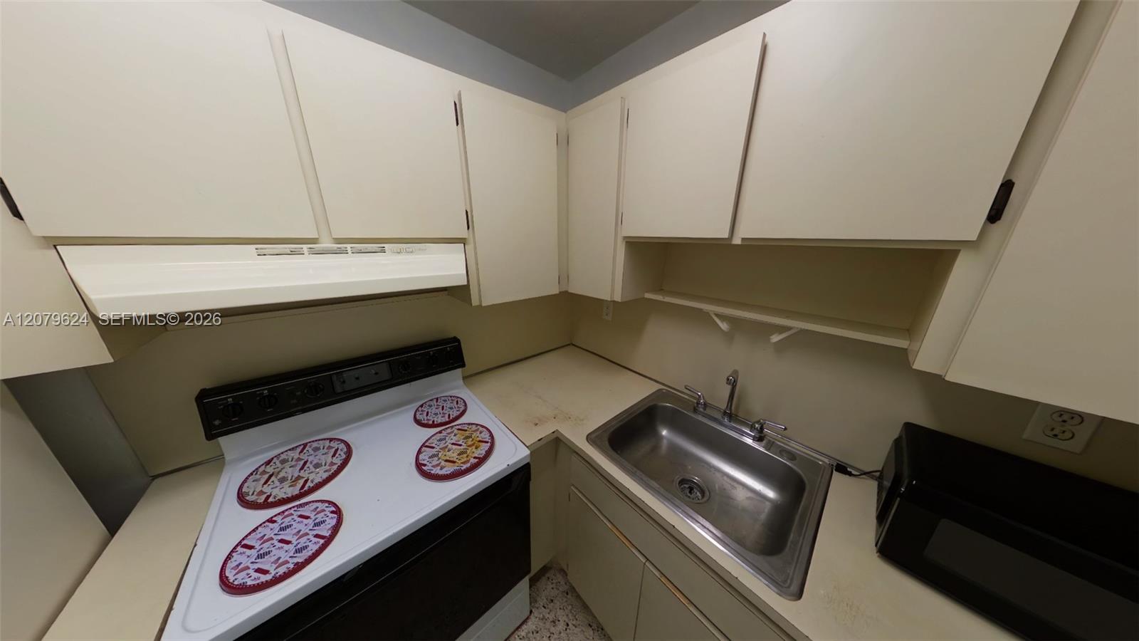 2712 W 10th Ave # 7 — Photo 4