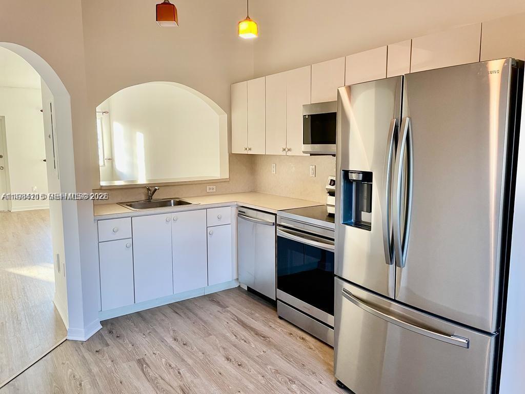 975 NE 33rd Ter # 203, Homestead FL 33033