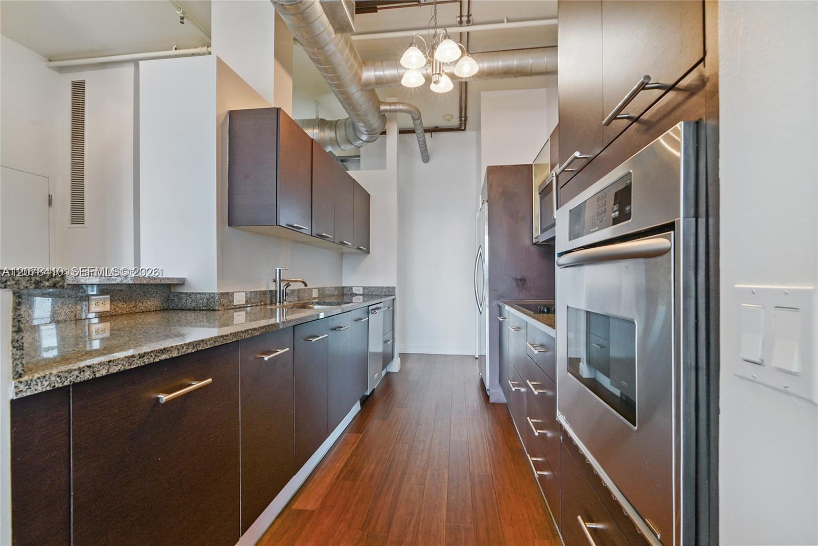 3029 NE 188th St # 505 — Photo 3
