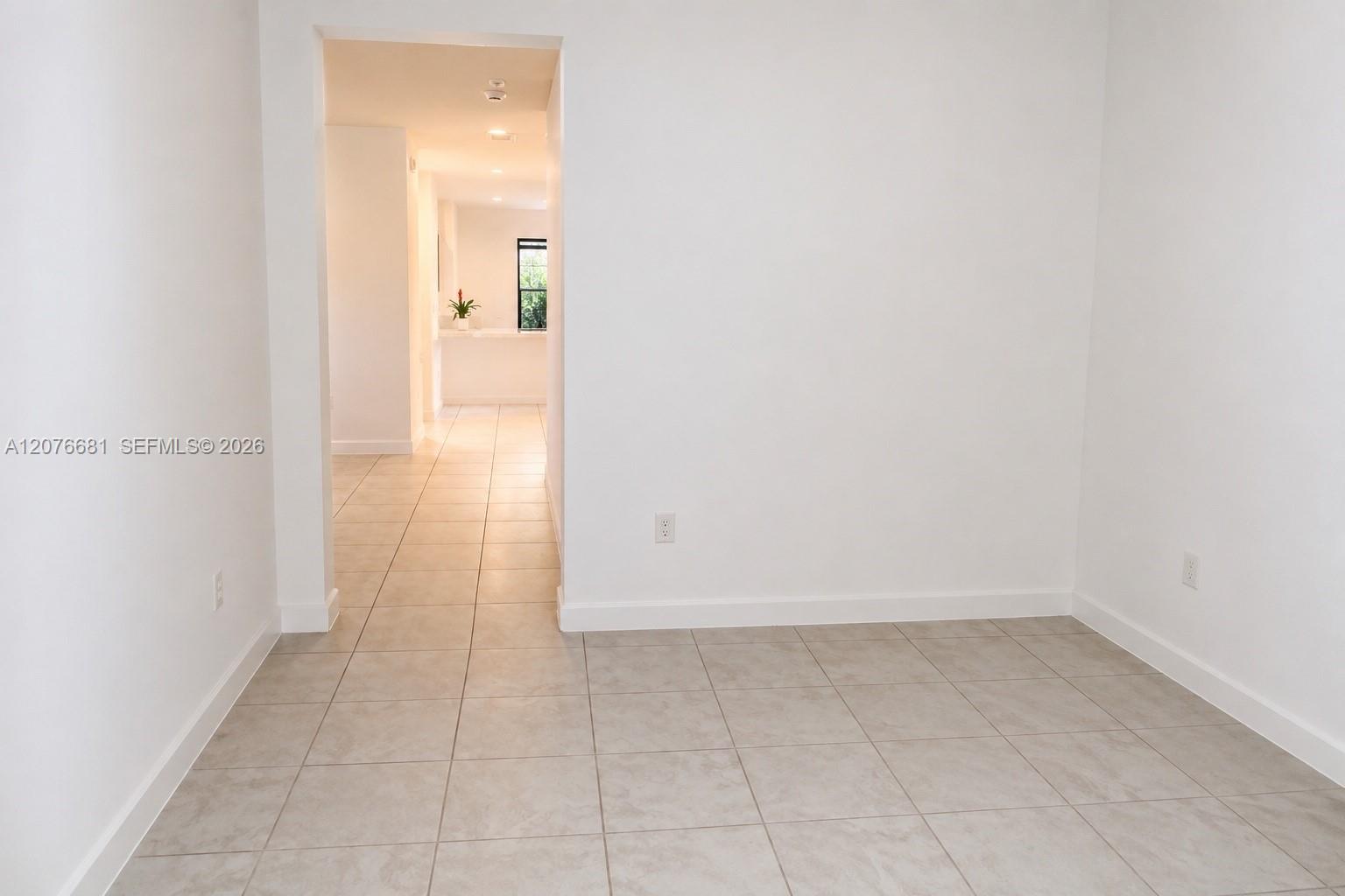 97 SE 34th Ter # 97 — Photo 2