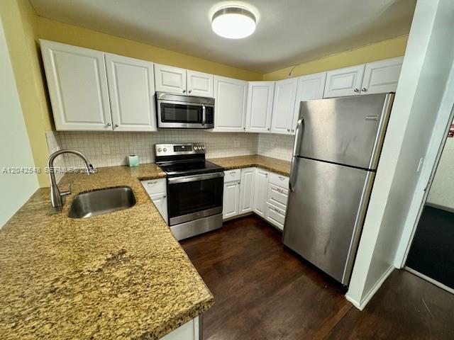 2029 NW 46th Ave # E202, Lauderhill FL 33313