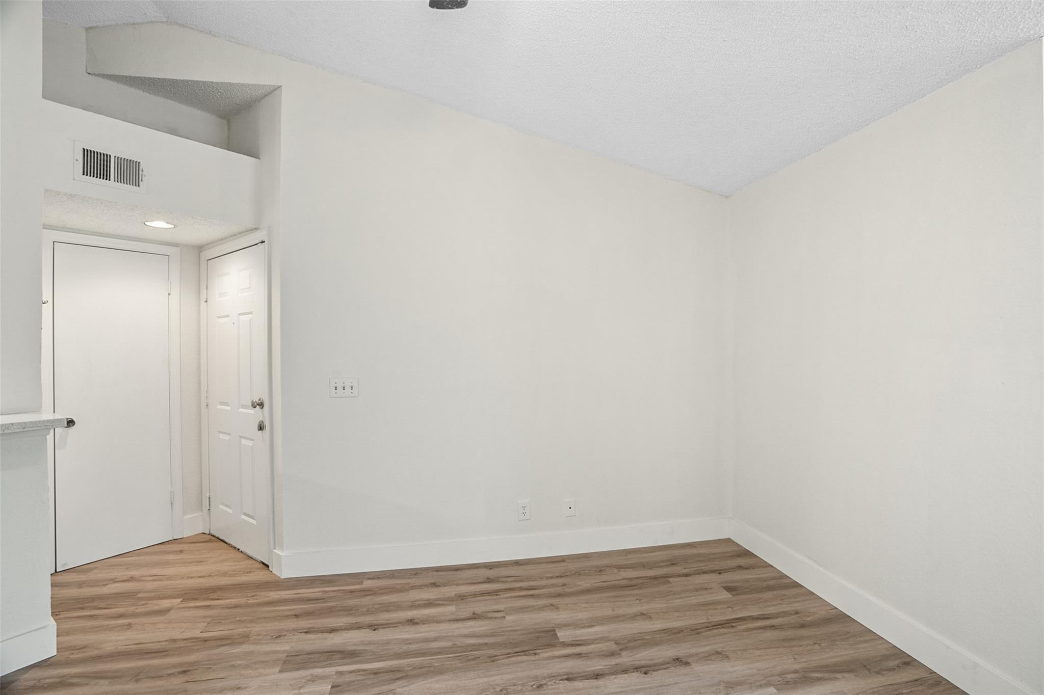 12730 VISTA ISLES Drive # 821 — Photo 5