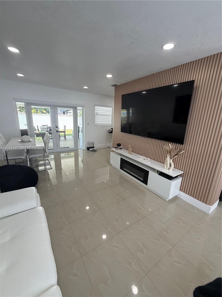 12221 SW 188th St — Photo 5