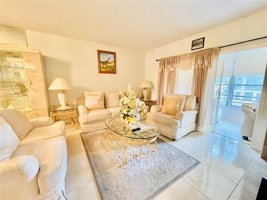 7505 W Atlantic Boulevard # 208, Margate FL 33063