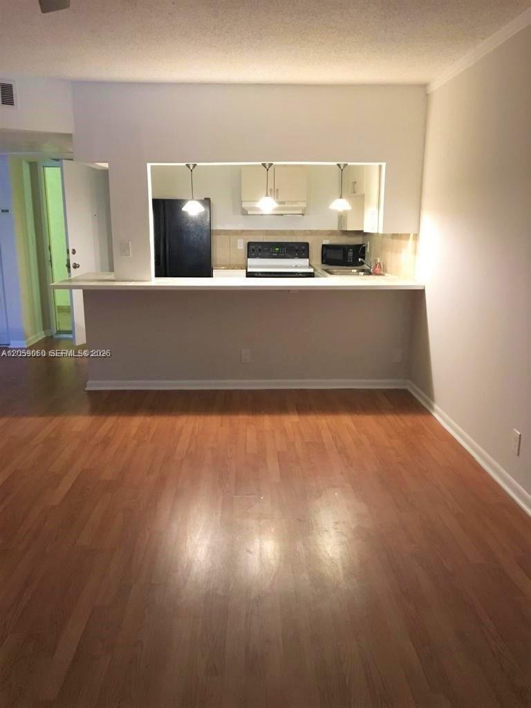 259 S Cypress Rd # 527 — Photo 4