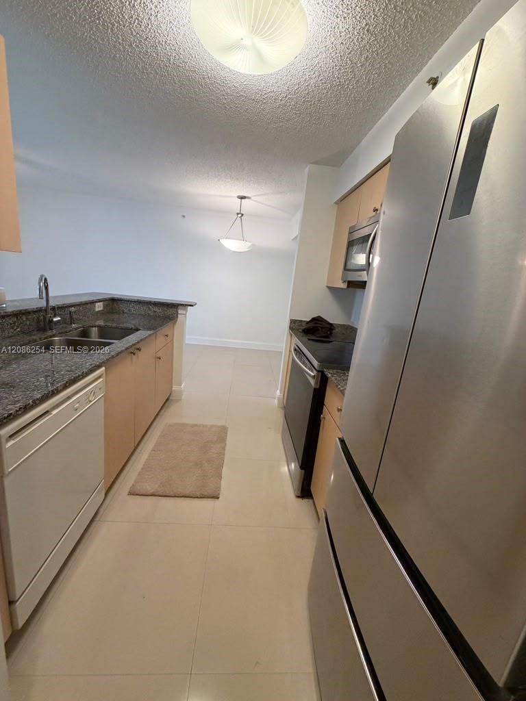 2451 Centergate Dr # 101 — Photo 3
