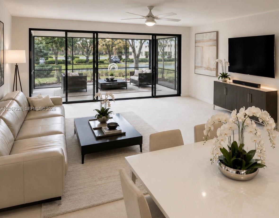 550 SW 137th Ave # 101L — Photo 3