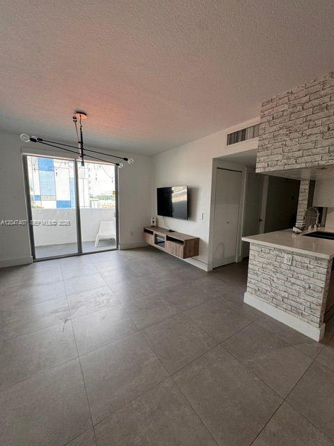 36 NW 6th Ave # 505, Miami FL 33128
