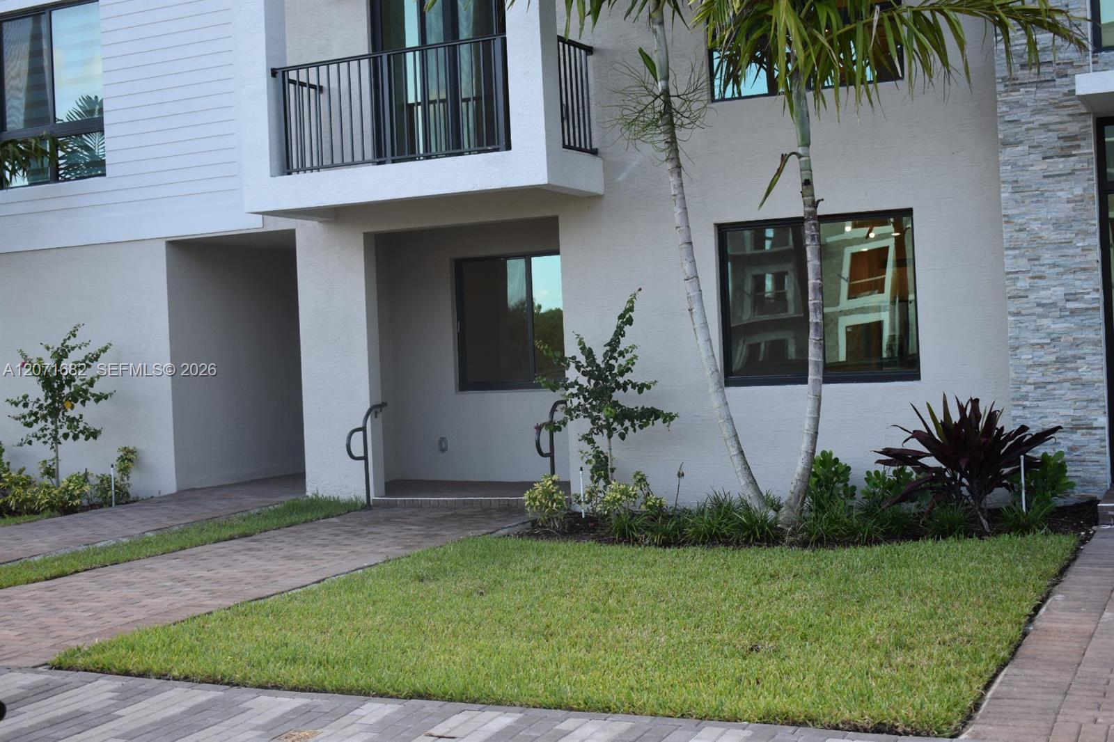 4640 NW 84 # 16 View 2