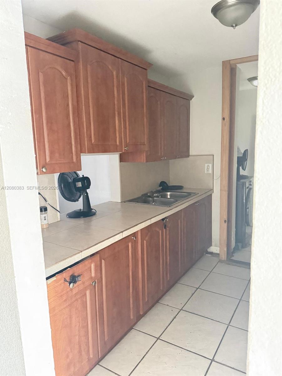 3887 NW 207th St Rd — Photo 3