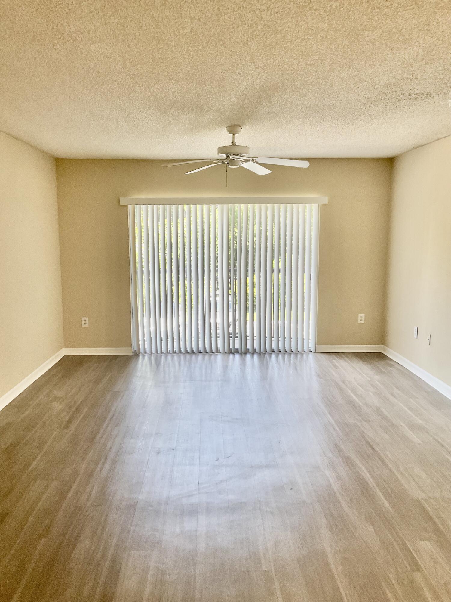 4163 N Haverhill Road # 1217 — Photo 5